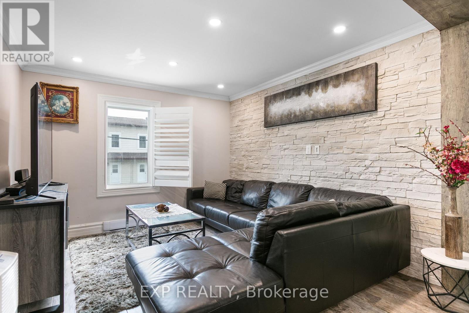 891 Lacroix Road Property Photo 14