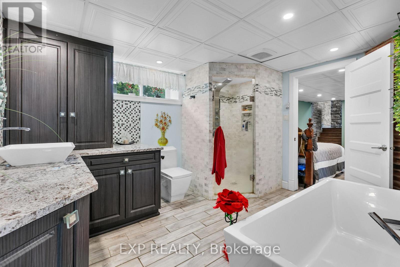 891 Lacroix Road Property Photo 24