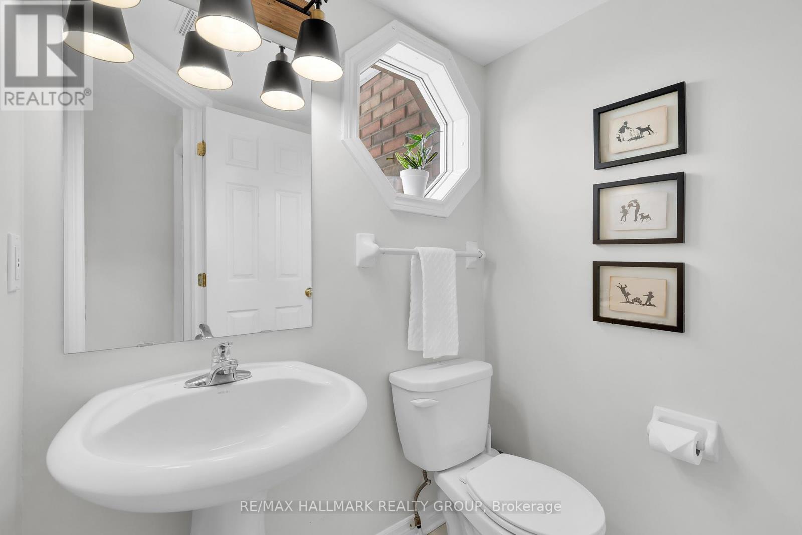 1344 Guthrie Street Property Photo 17