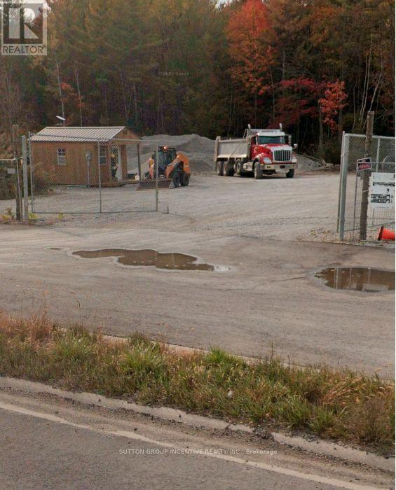 1183 11 Highway S Property Photo 3