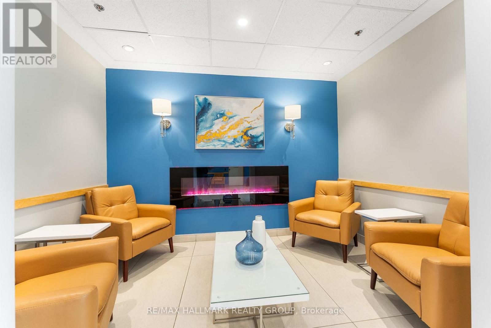 404 - 158 A Mcarthur Avenue Property Photo 3
