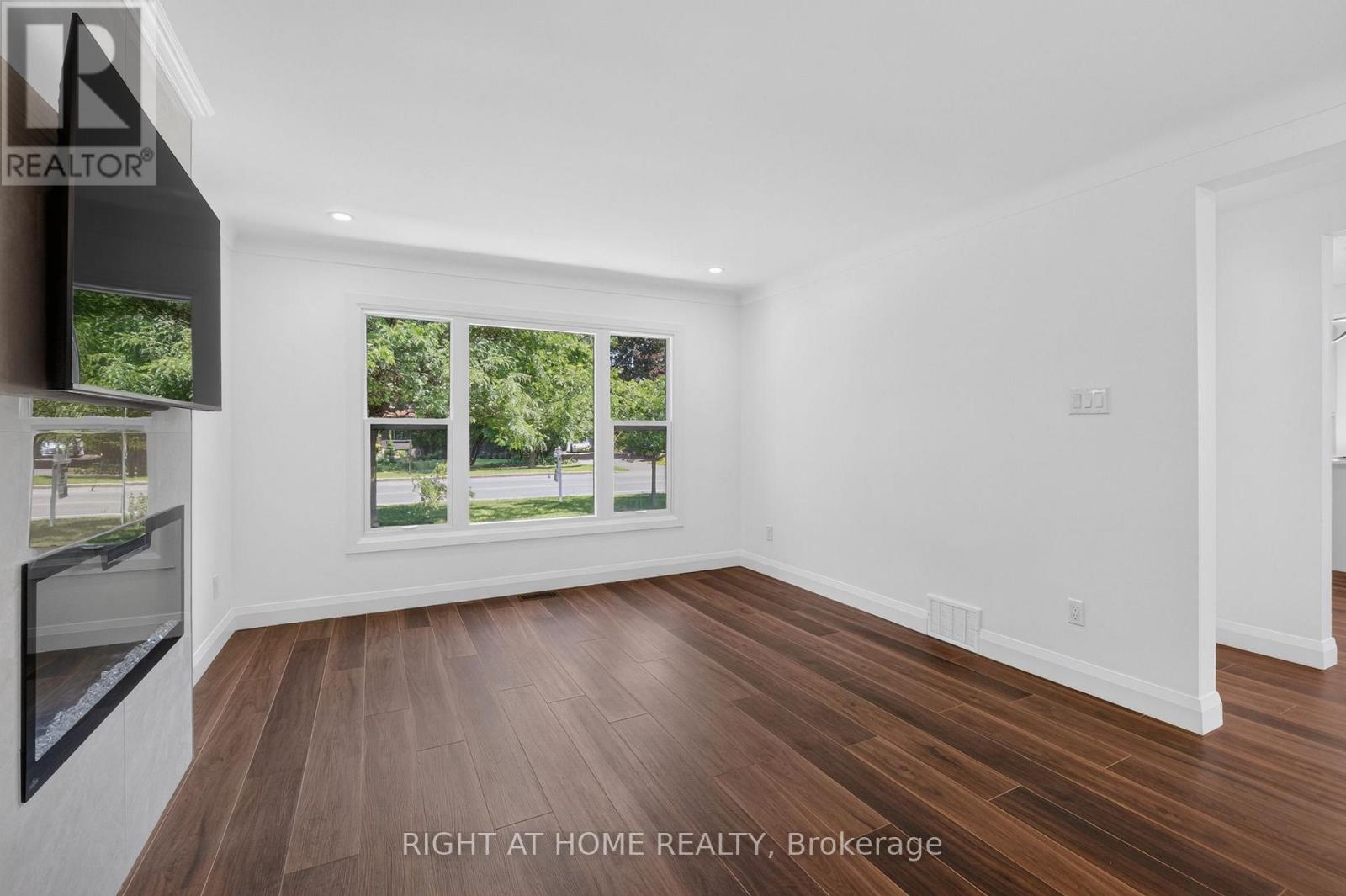 200 Island Park Drive Property Photo 7