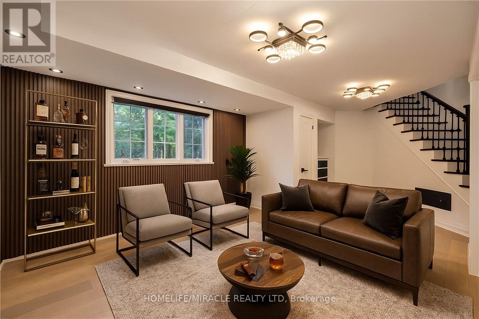 141 Kerry Hill Crescent Property Photo 14