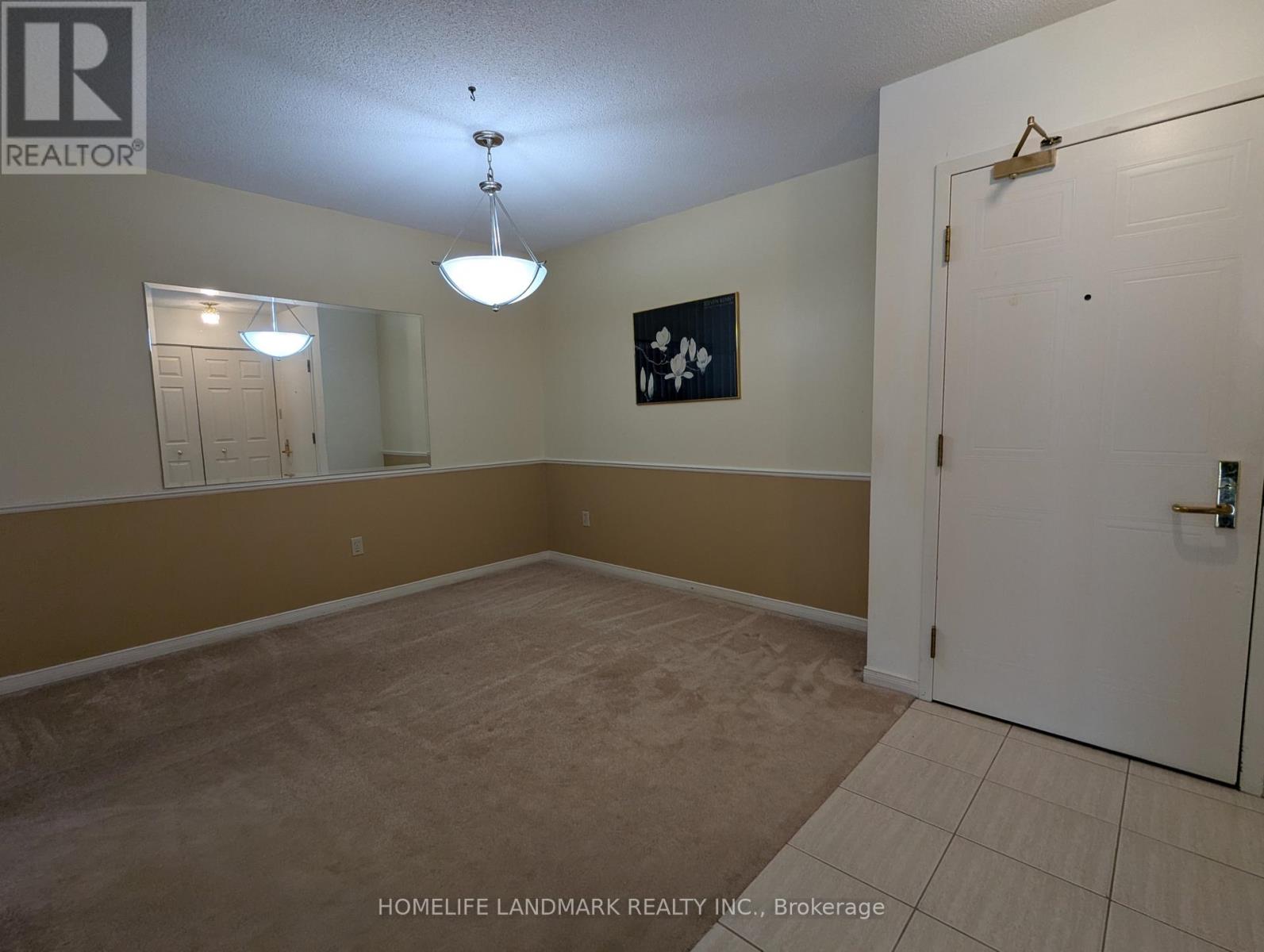 306 - 265 Westcourt Place Property Photo 3