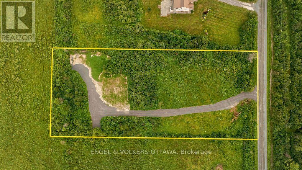 3737 Kettles Road Property Photo 1