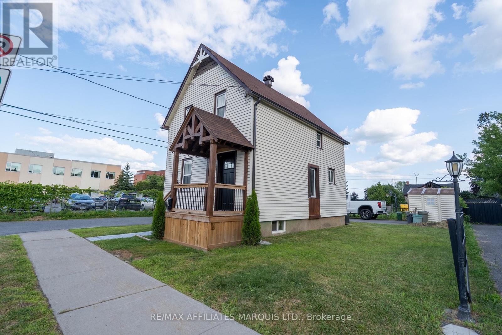 2 WHITEHEAD AVENUE Property Photo 1