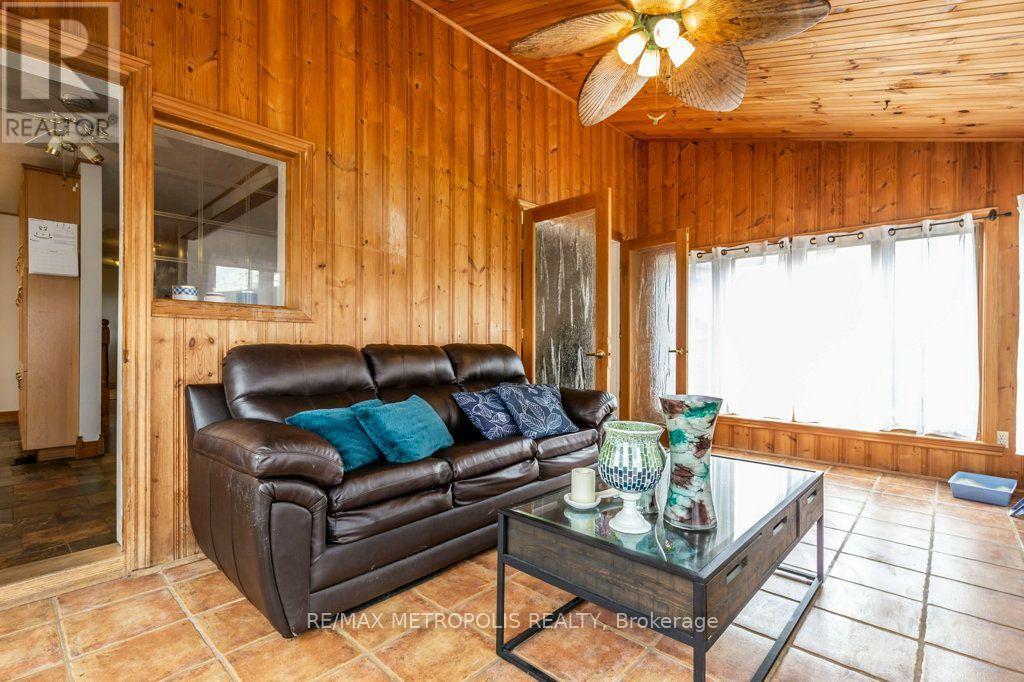 269 Burnett Avenue Property Photo 17