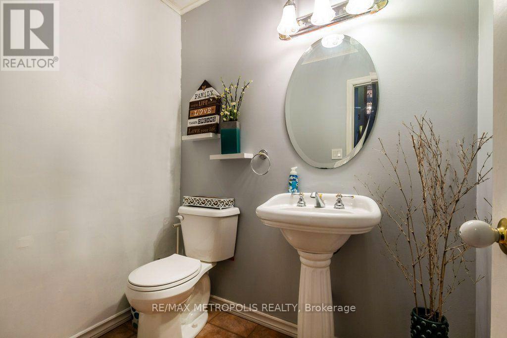 269 Burnett Avenue Property Photo 18