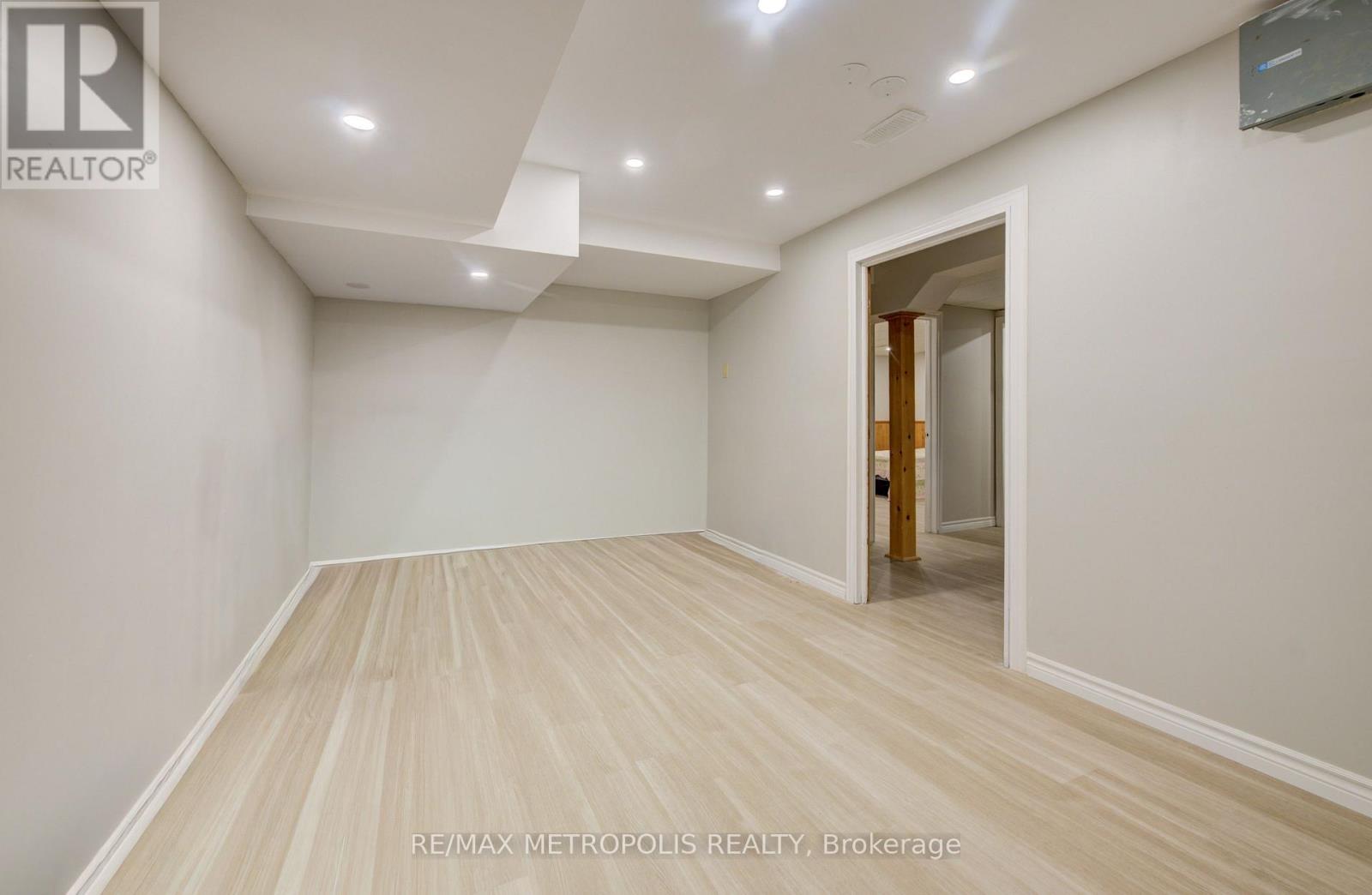 269 Burnett Avenue Property Photo 29