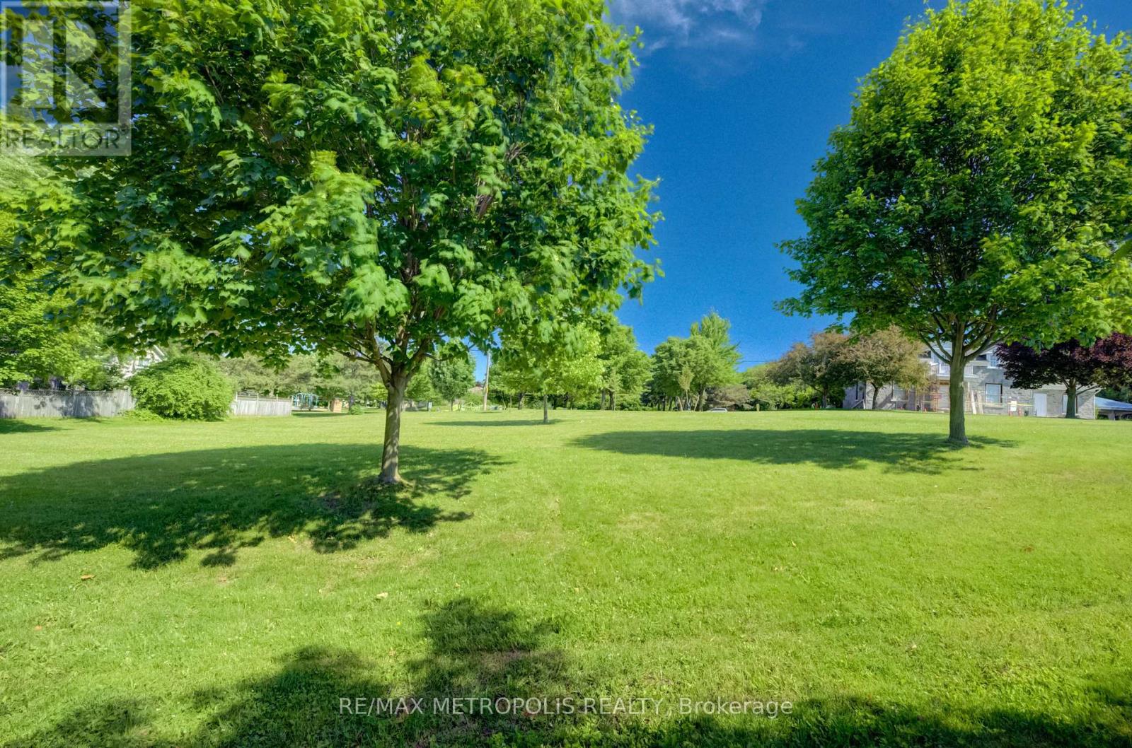 269 Burnett Avenue Property Photo 42