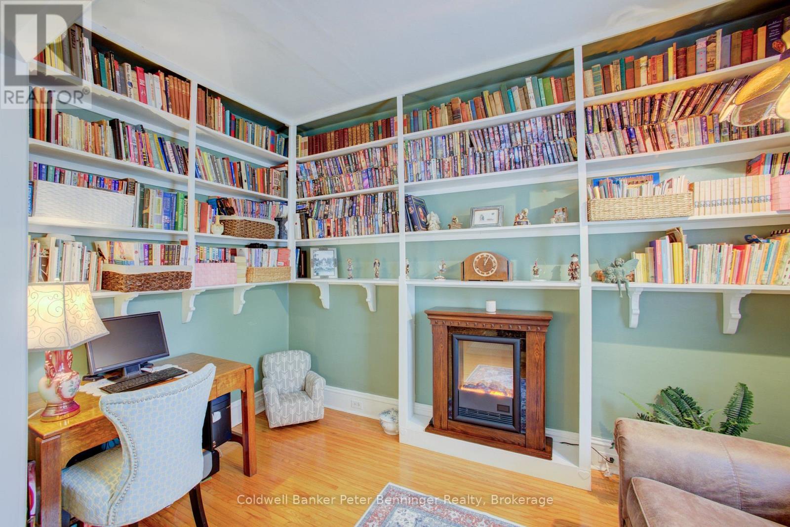 817 Olde Victoria Street Property Photo 12