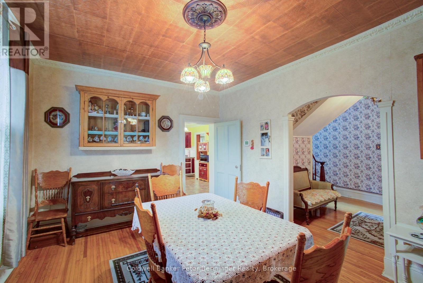 817 Olde Victoria Street Property Photo 14