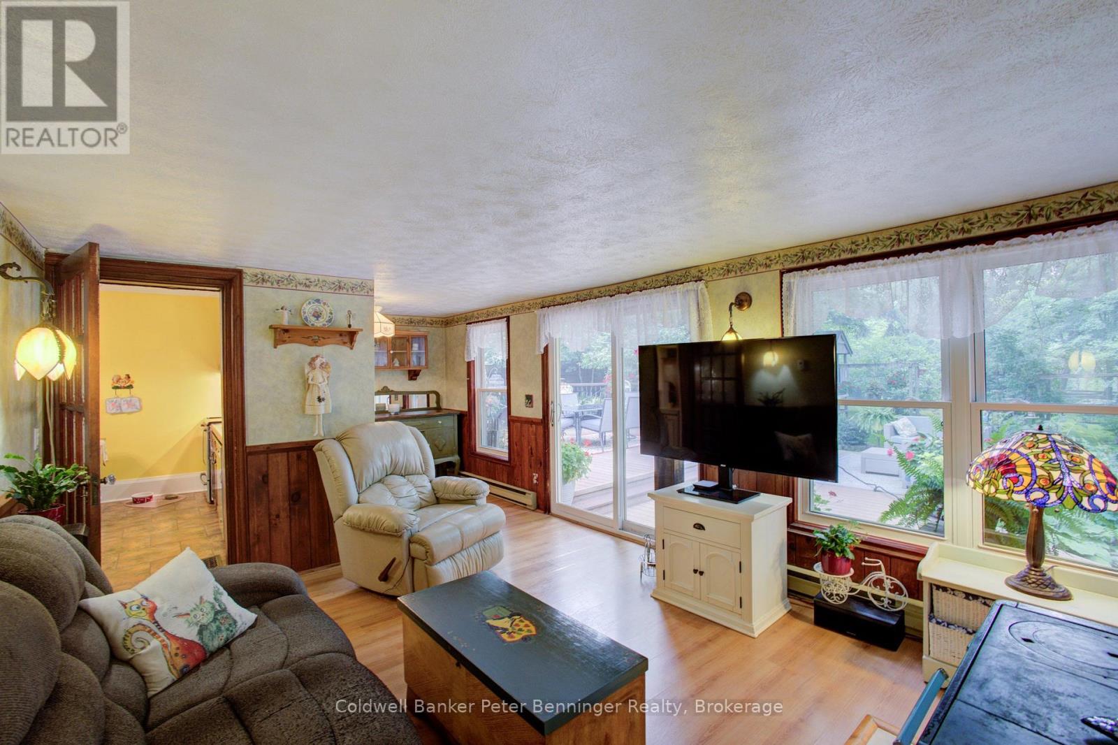 817 Olde Victoria Street Property Photo 21