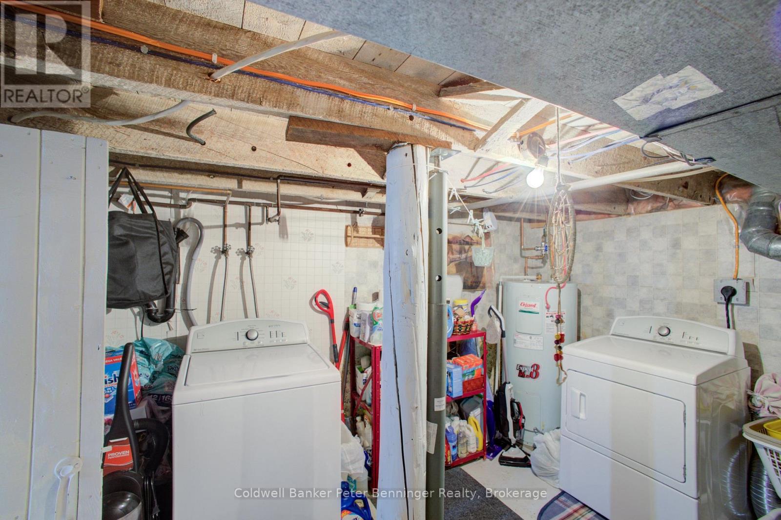 817 Olde Victoria Street Property Photo 27