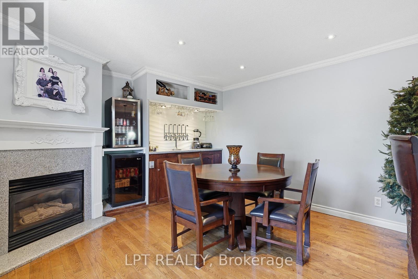 18 Louise Crescent Property Photo 17
