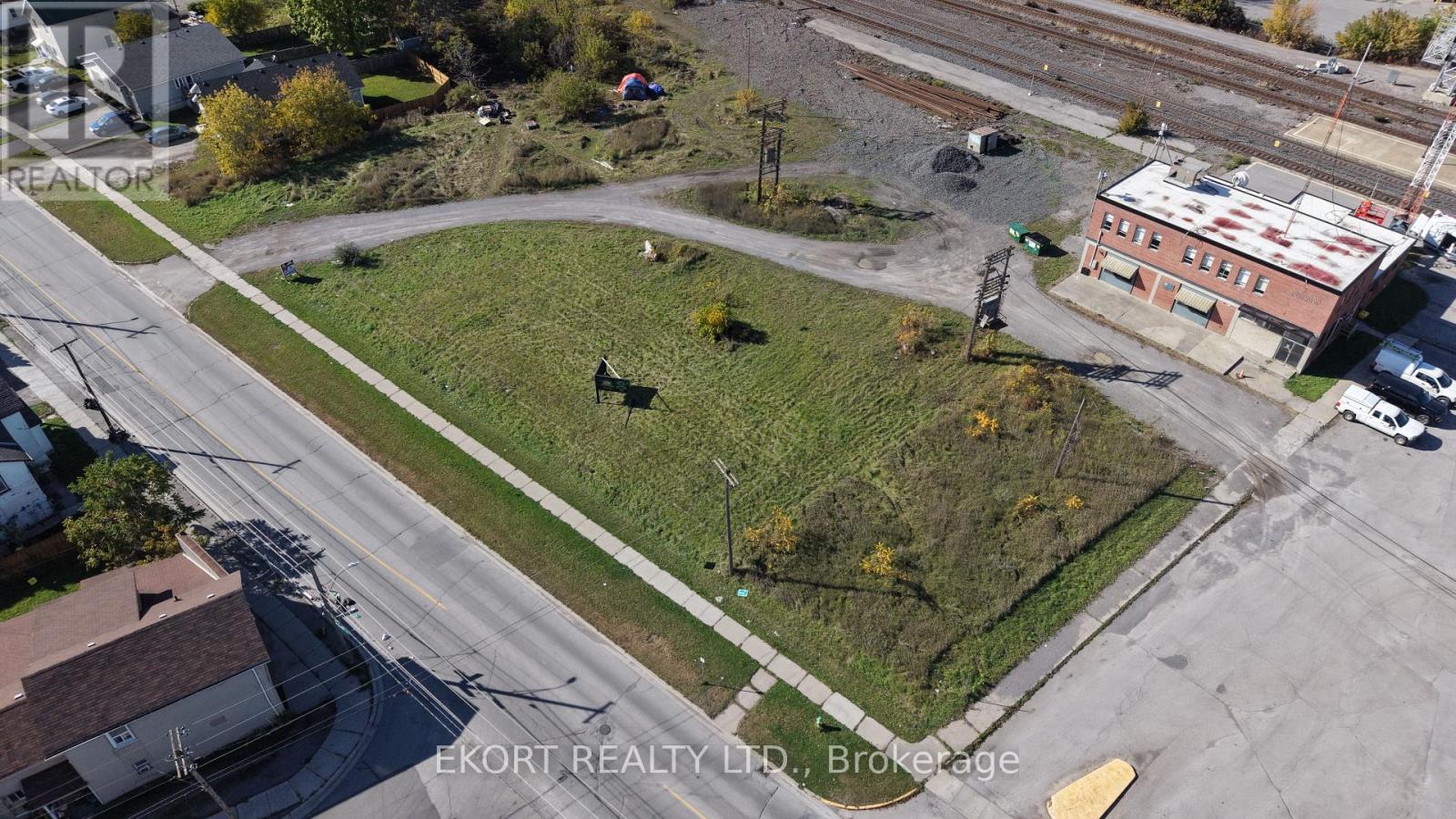 218 Station Street Property Photo 2