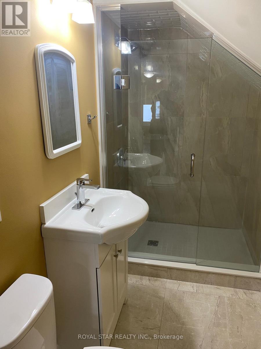 582 Garafraxa Street S Property Photo 19