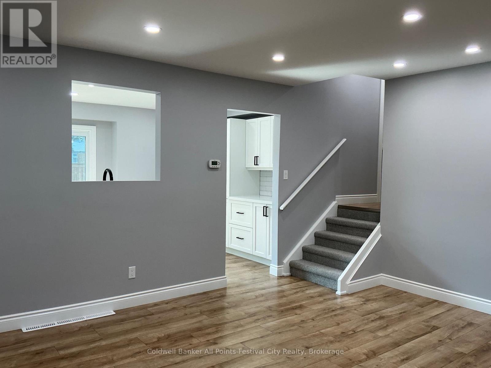 237 Wellington Street Property Photo 21