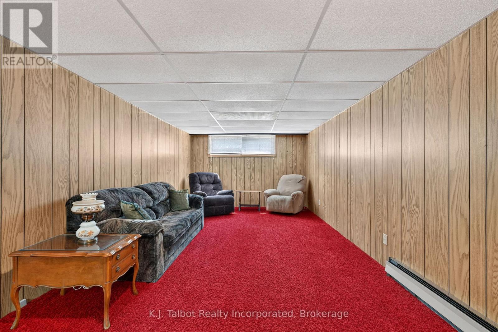382 Huron Road Property Photo 35