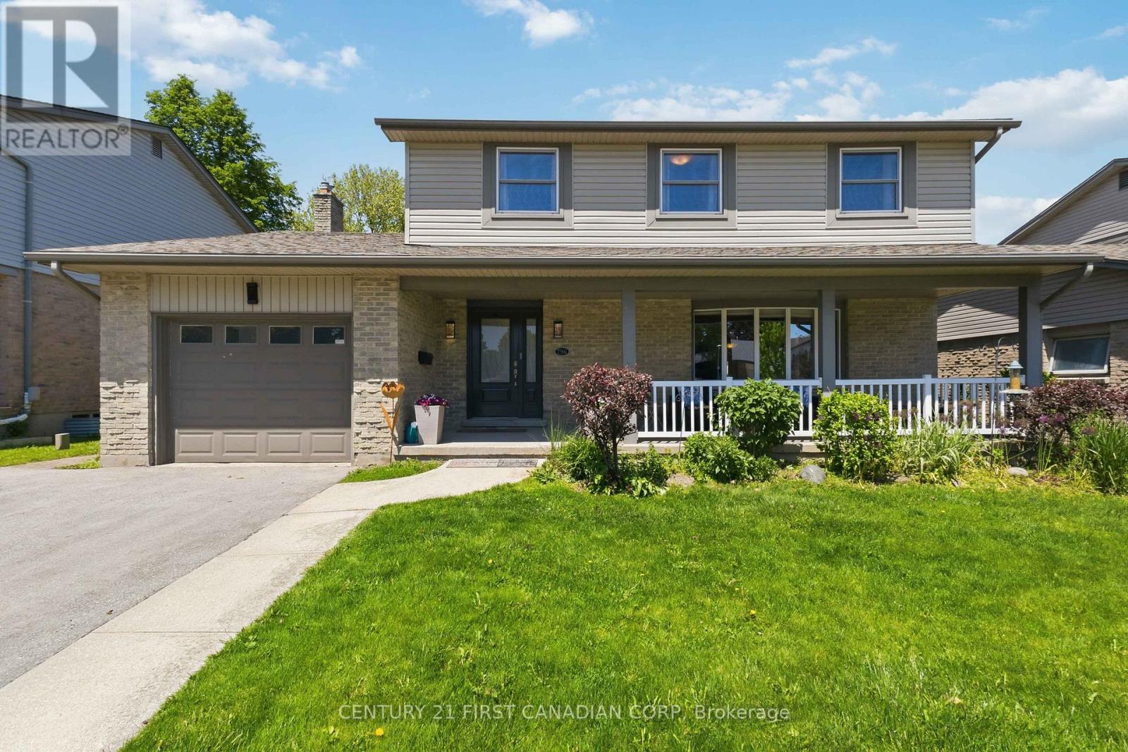 796 VISCOUNT ROAD