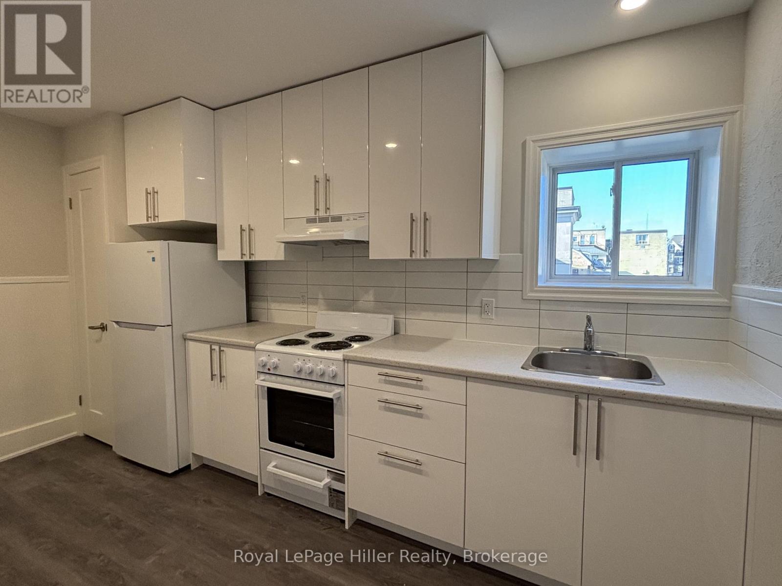 1 - 87 Downie Street Property Photo 2