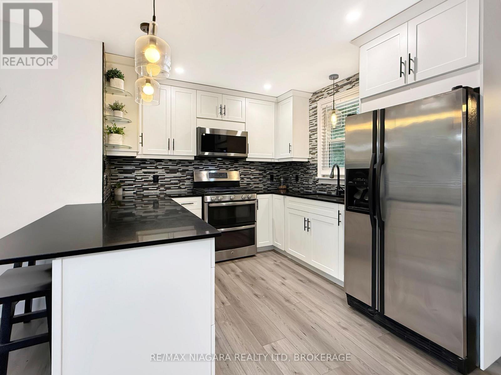 222 Ridgeway Road Property Photo 4
