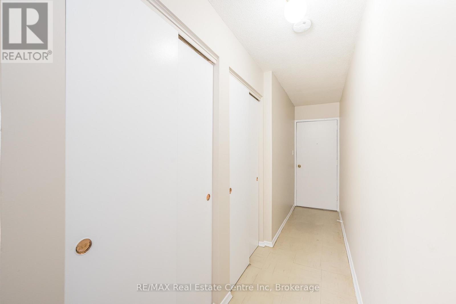 102 - 57 Conroy Crescent Property Photo 7