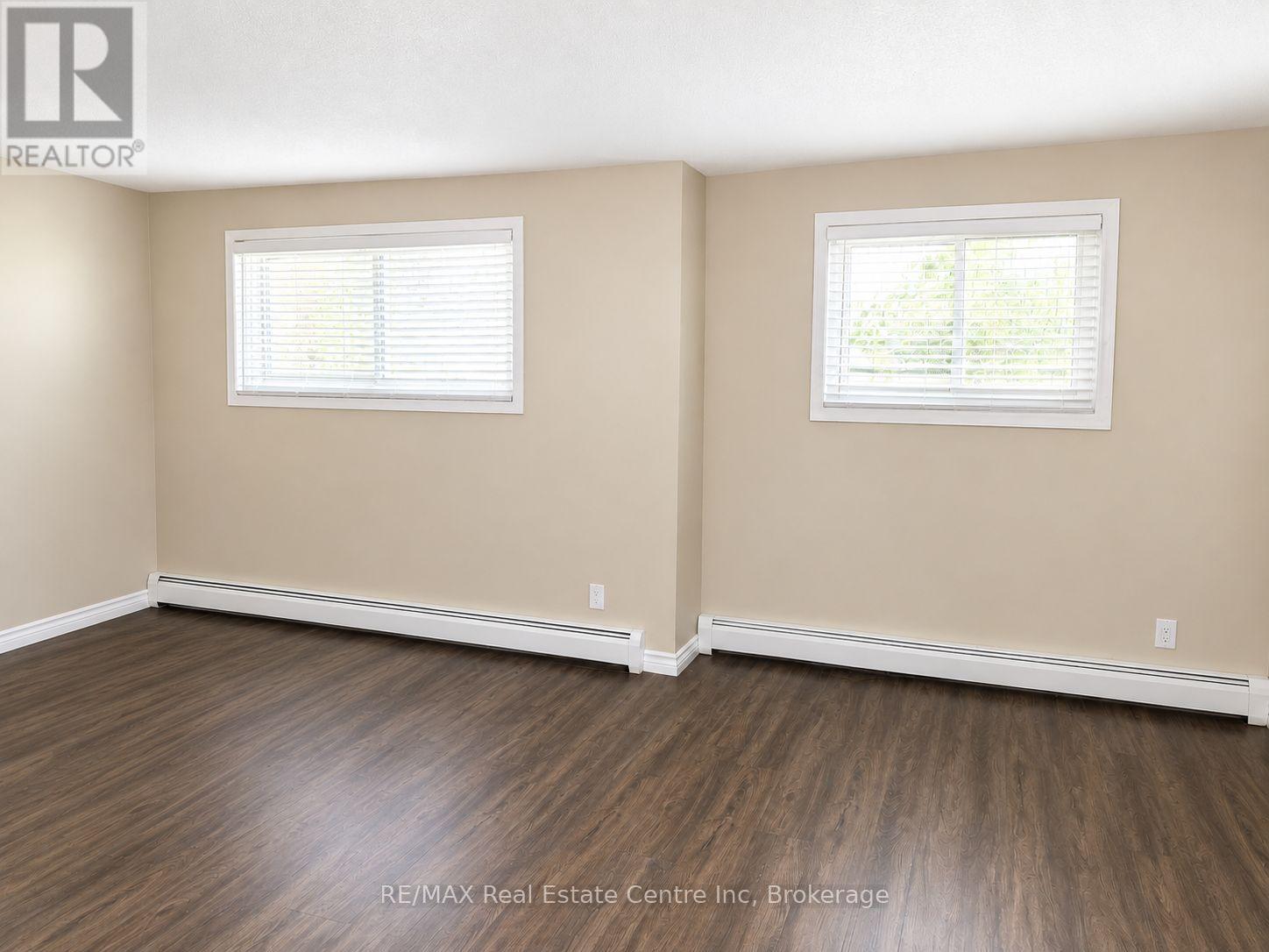 102 - 57 Conroy Crescent Property Photo 13