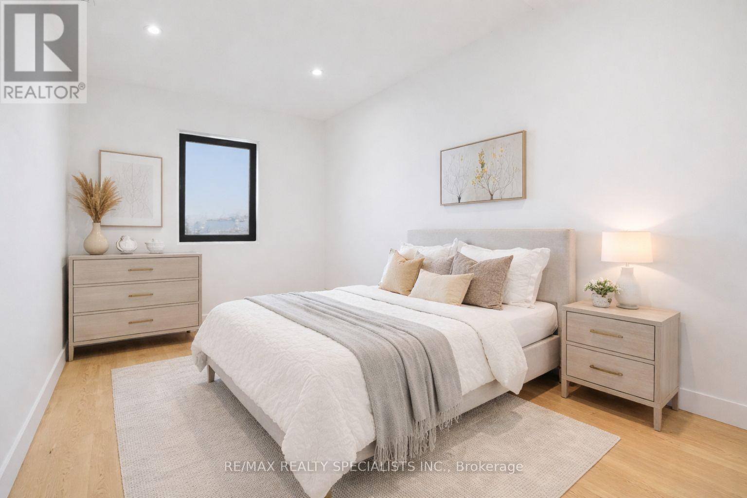 295449 8th Line Property Photo 27