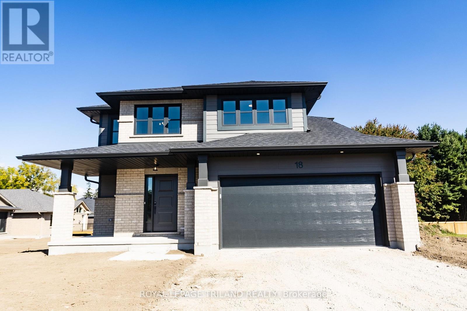 18 Hawks Gate Property Photo 1