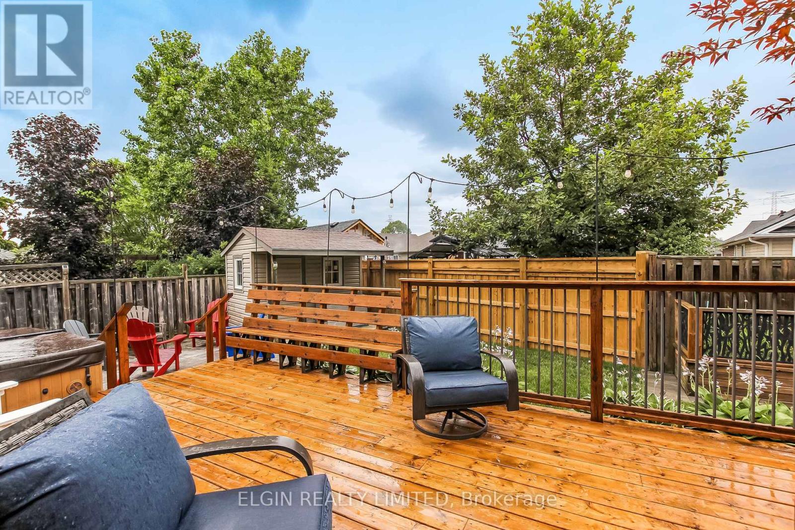 5 Hawthorn Court Property Photo 5