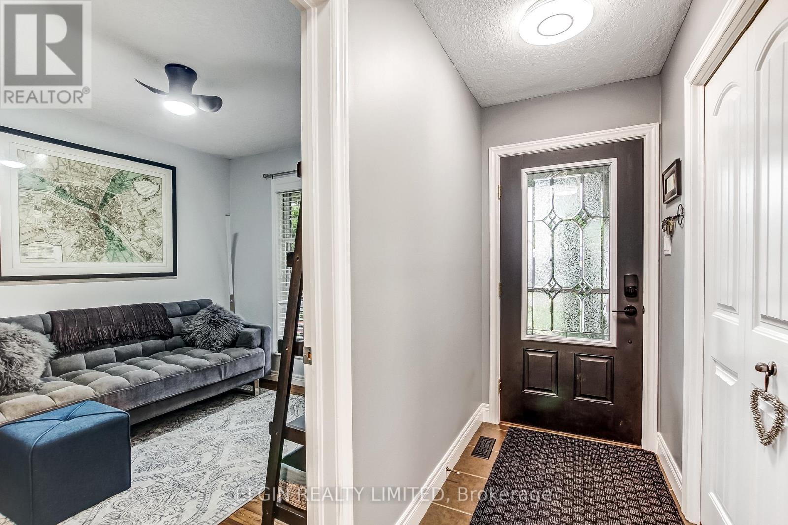 5 Hawthorn Court Property Photo 8