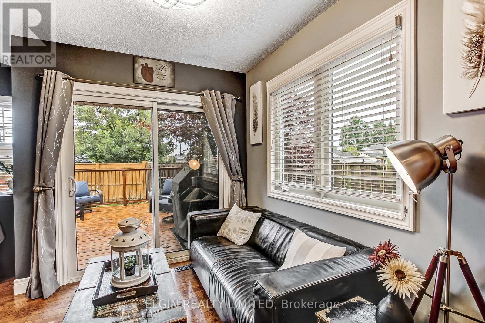 5 Hawthorn Court Property Photo 18