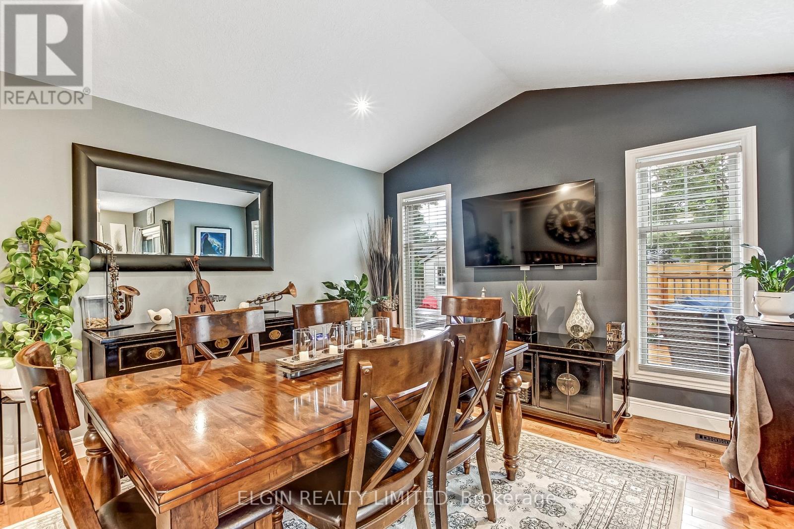 5 Hawthorn Court Property Photo 19