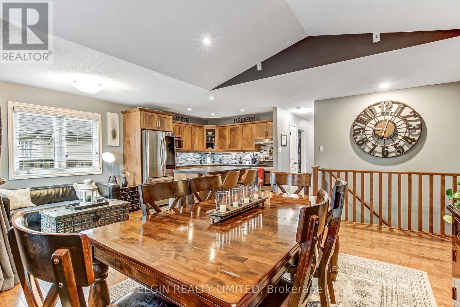 5 Hawthorn Court Property Photo 20
