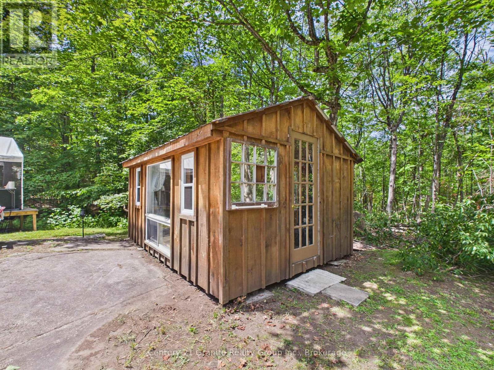 000 South Lake Road Property Photo 8
