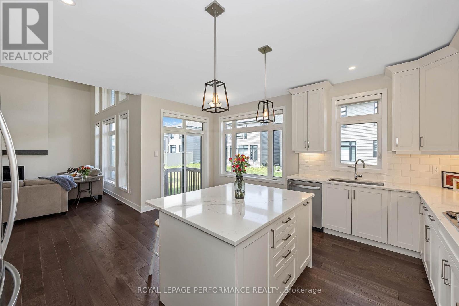 414 Longworth Avenue Property Photo 13