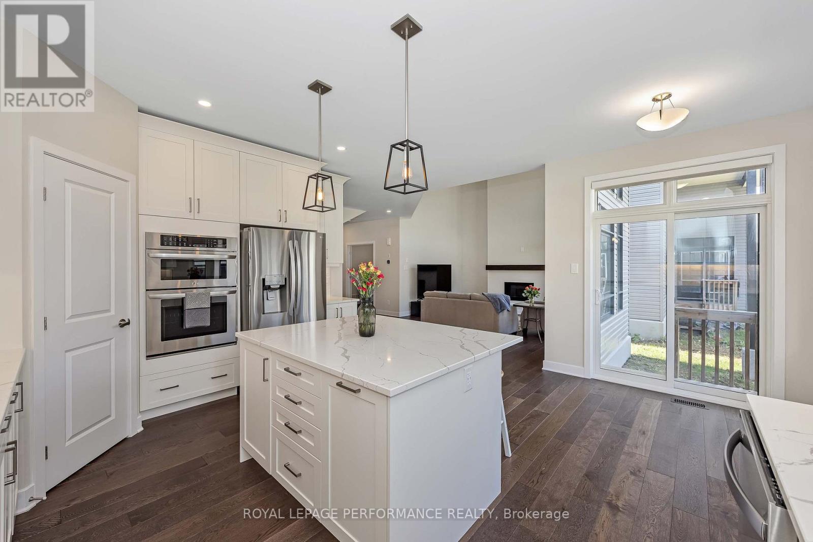 414 Longworth Avenue Property Photo 14
