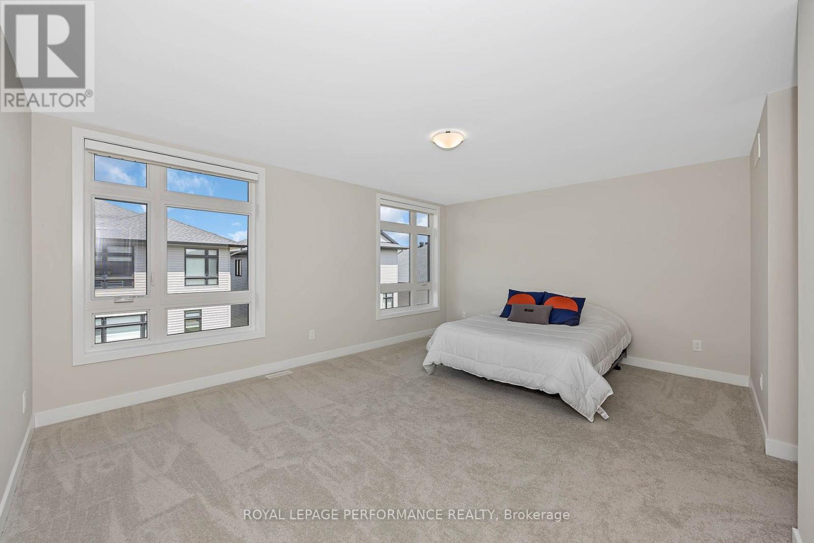 414 Longworth Avenue Property Photo 22