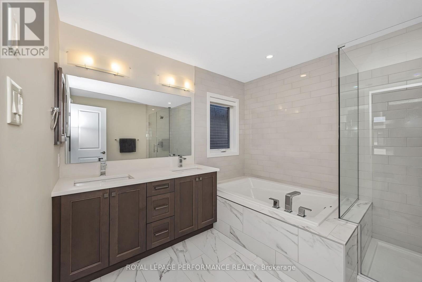 414 Longworth Avenue Property Photo 25