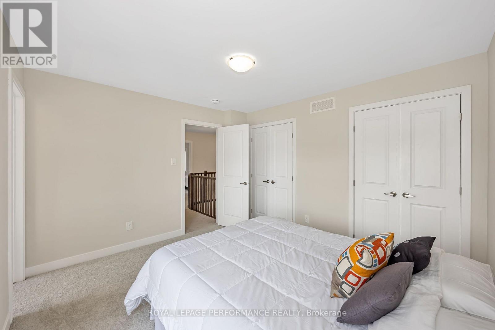 414 Longworth Avenue Property Photo 27