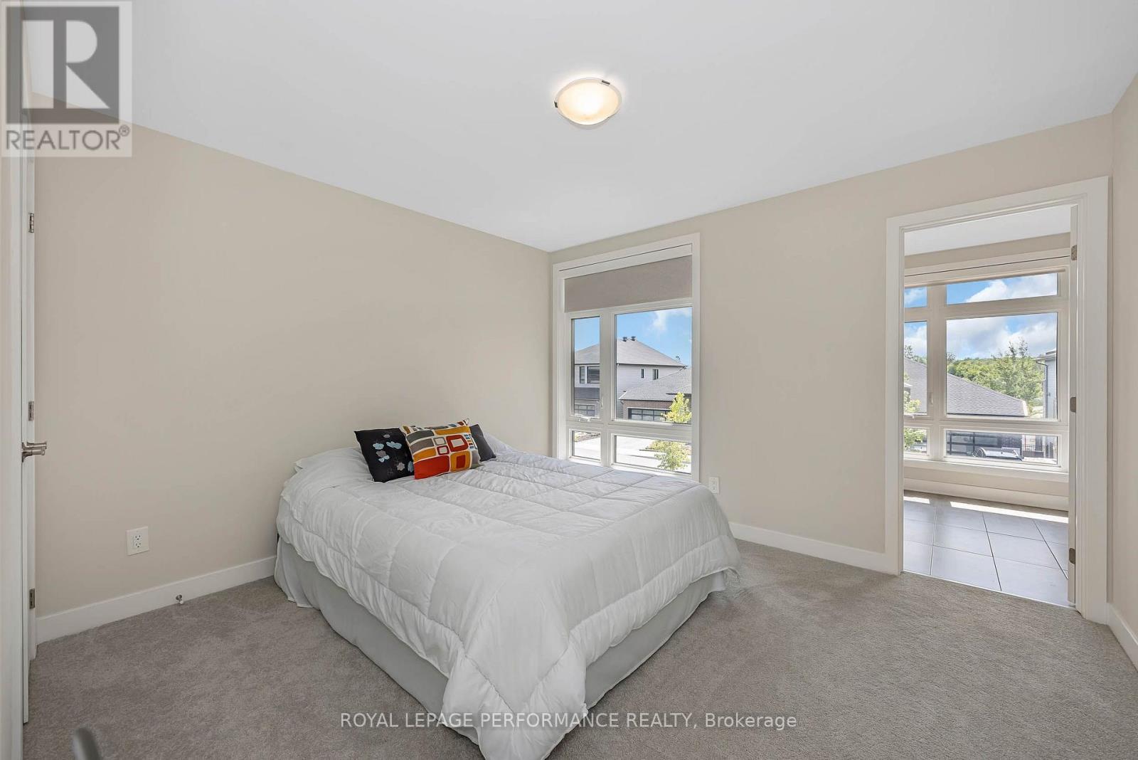 414 Longworth Avenue Property Photo 32
