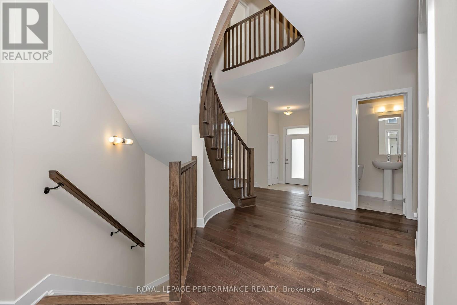 414 Longworth Avenue Property Photo 36