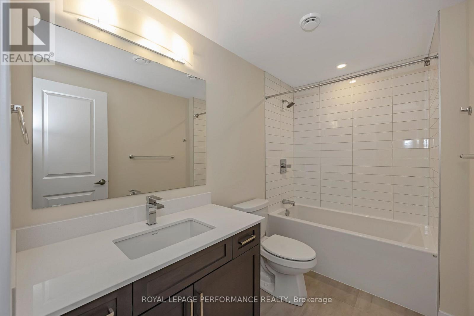 414 Longworth Avenue Property Photo 43
