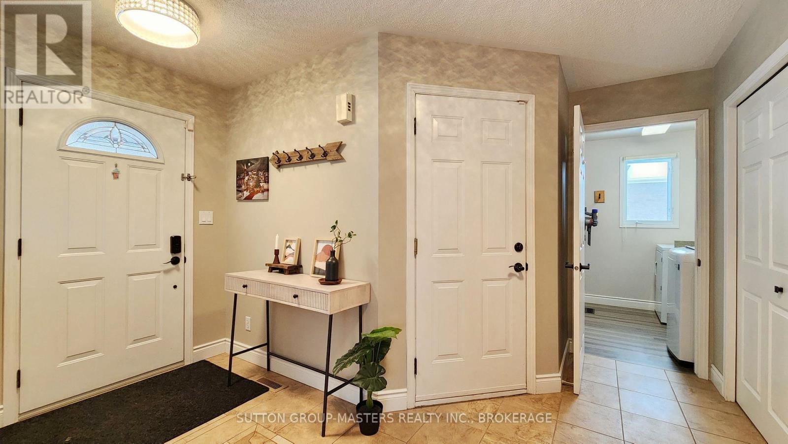 178 Langfield Street Property Photo 4