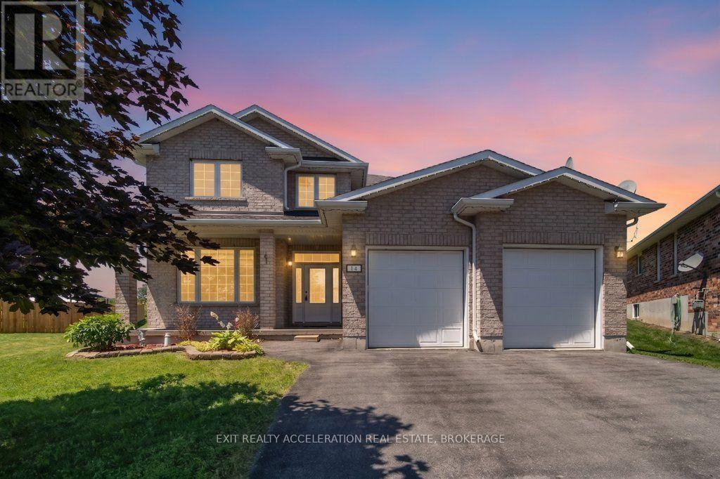 14 Ashwood Crescent Property Photo 1