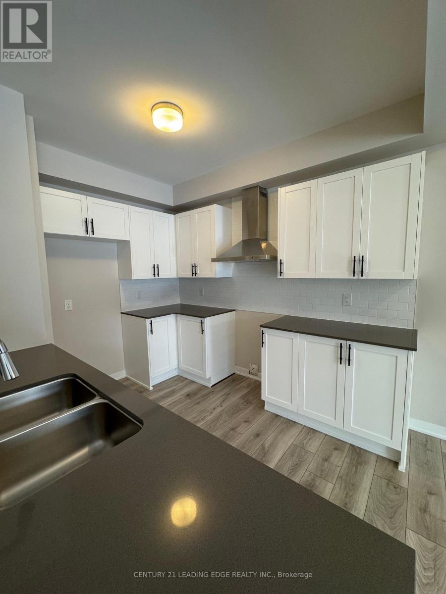 226 Speckled Alder Row Property Photo 8