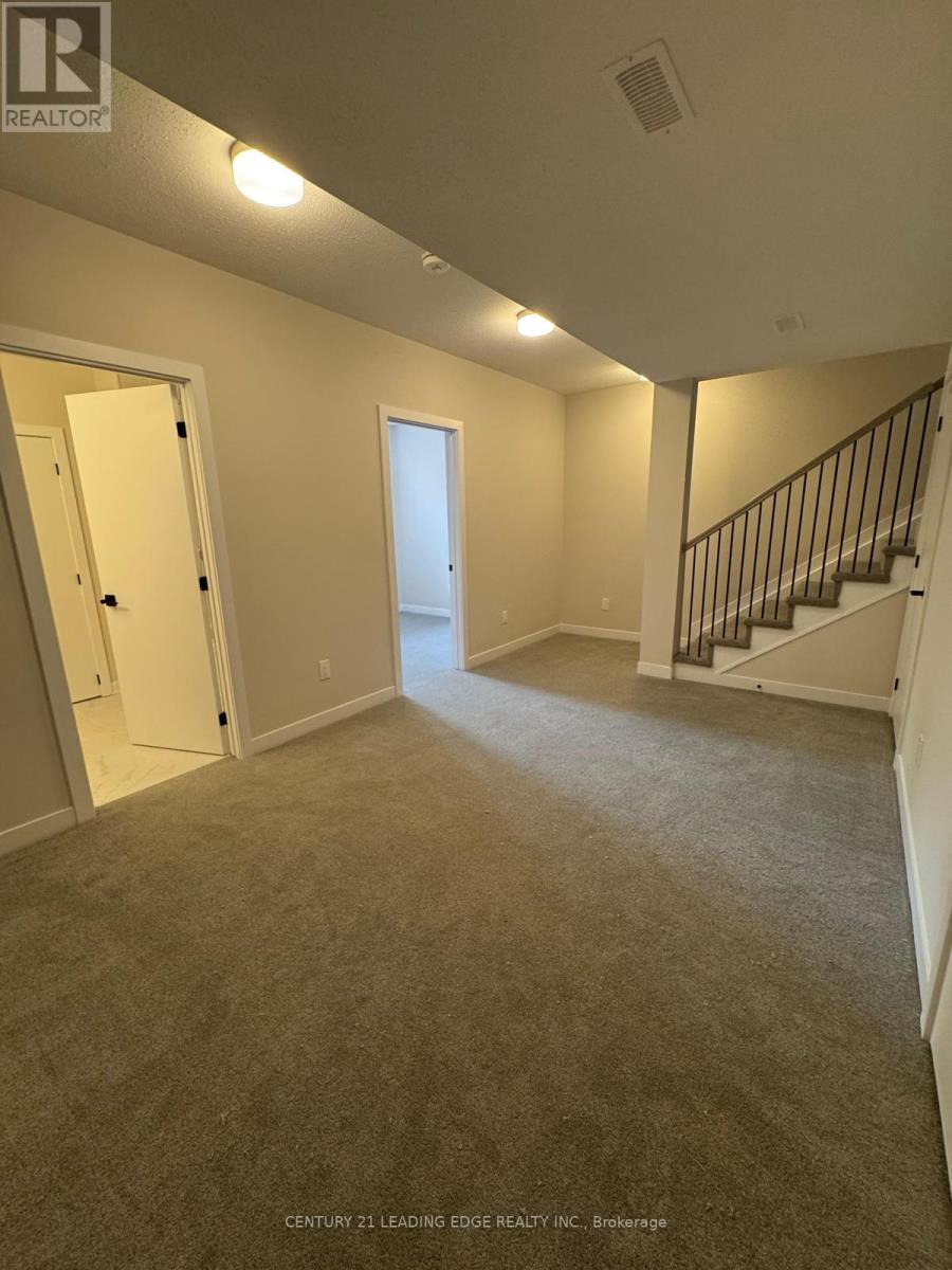 226 Speckled Alder Row Property Photo 20