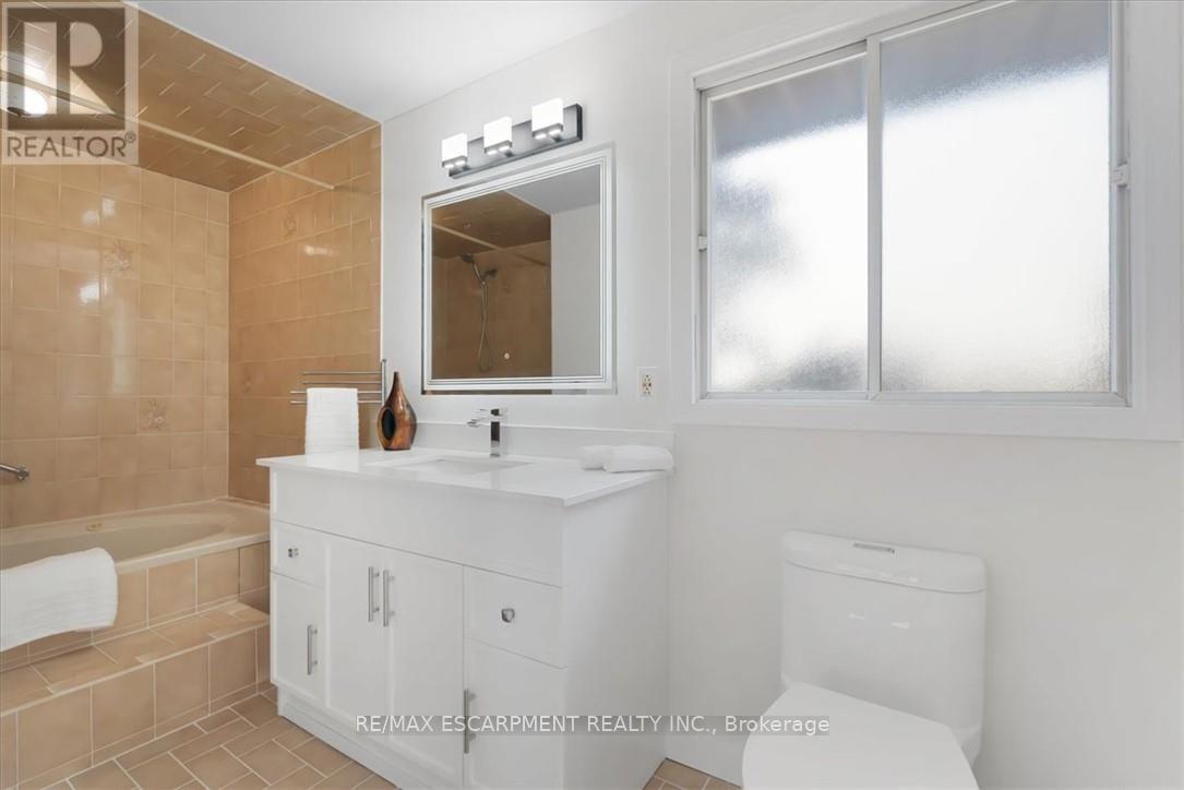 345 Berkindale Drive Property Photo 27
