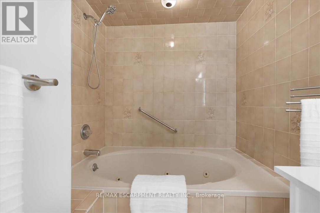 345 Berkindale Drive Property Photo 28